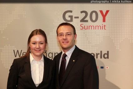Guy-Cormier-avec-G20Y-Chair-HR-426×284 alternate text for this image