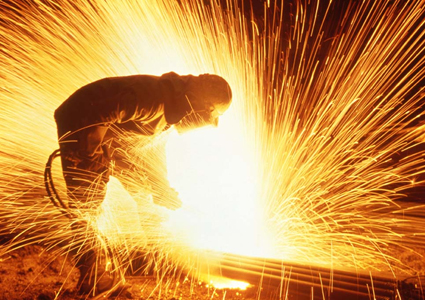 metal_homme_usine_425 alternate text for this image