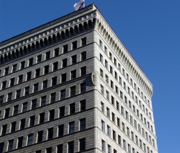 banque_etablissement_bureau_ville_bulding-353×300 alternate text for this image
