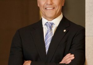 Robert Dumas se joint à la Sun Life