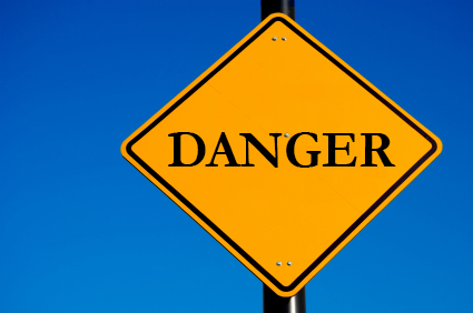 danger_panneau_route_jaune_425 alternate text for this image