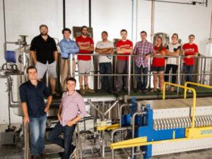 Julien Niquet et David Cayer – Brasser des affaires