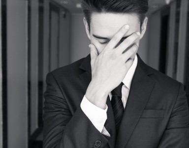 embarasse_conseiller_client_stress-384×300 alternate text for this image