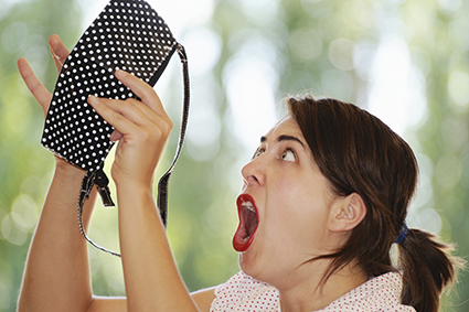 dette_endettement_pas_argent_sac_vide_425 alternate text for this image