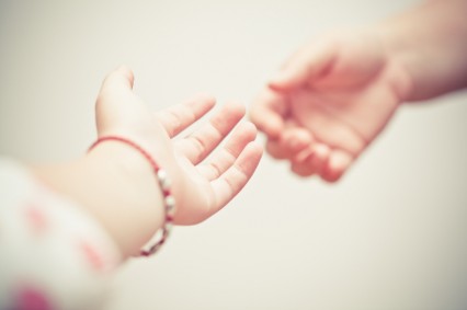 aide_main_reconfort-426×283 alternate text for this image