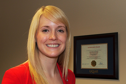 OLYMPUS DIGITAL CAMERA alternate text for this image