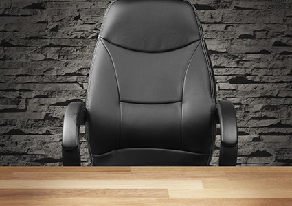 chaise_vide_425-425×300 alternate text for this image