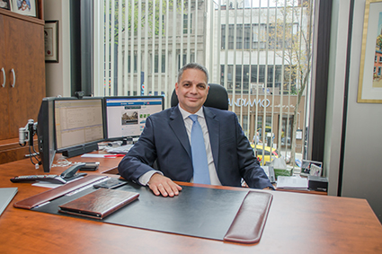 Peter_Tsakiris_425 alternate text for this image