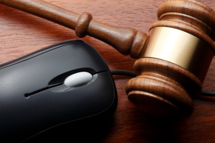 justice_ordinateur_souris_marteau_fraude-426×283 alternate text for this image