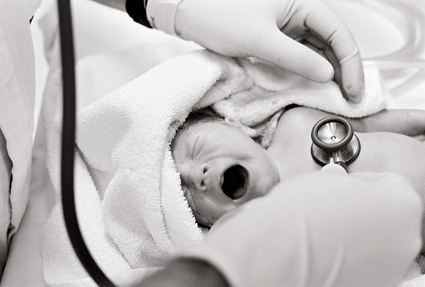 medecin_bebe_enfant_assurance_medicament_425 alternate text for this image