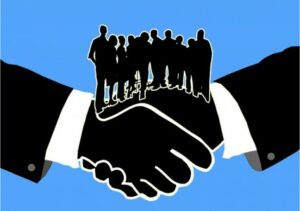 Avantages sociaux : patrons et employés ne s’entendent pas