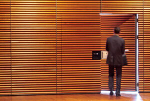 Licenciements : bien gérer la fin des avantages sociaux