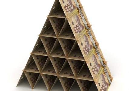 pyramide_dollar_argent_billet_monnaie_fraude-426×300 alternate text for this image