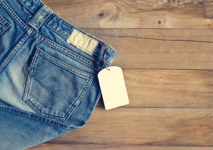 jeans_pantalons_magasin_achat_vetements-426×300 alternate text for this image