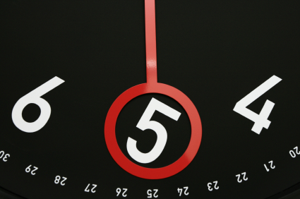 Cinq_5_horloge_425 alternate text for this image