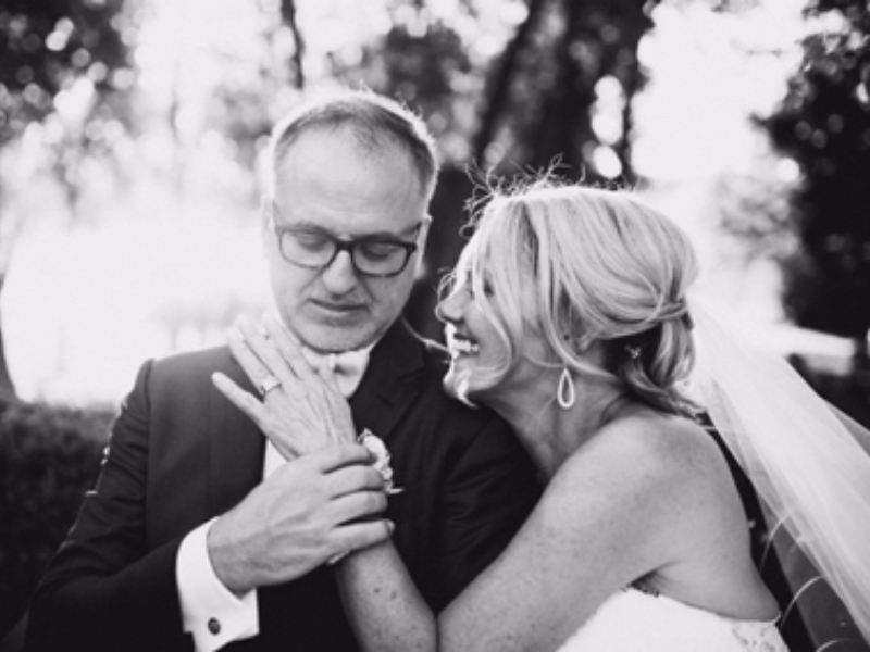 Couple_3_425x283 alternate text for this image