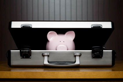tirelire_epargne_cochon_cacher_evasion_secret_425x283 alternate text for this image