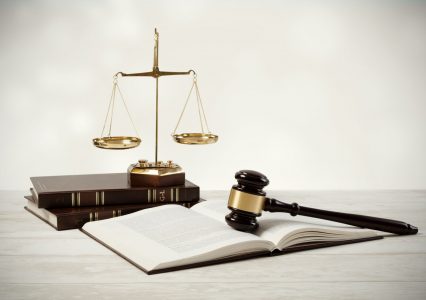 projet_loi_justice-426×300 alternate text for this image