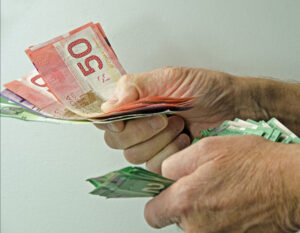 Le paiement en espèces doit être maintenu