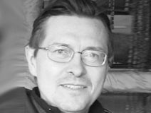 Yan Barcelo Auhtor Headshot Image