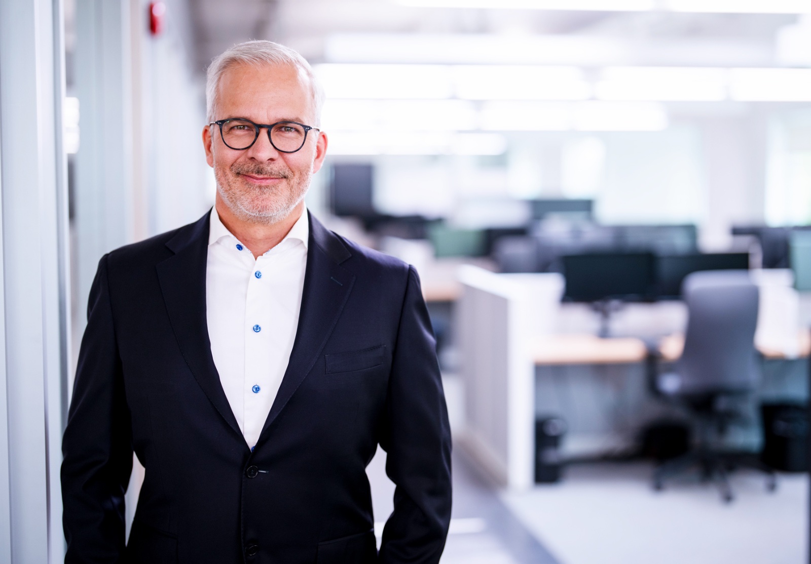 Vincent Fraser 2 – 1 alternate text for this image