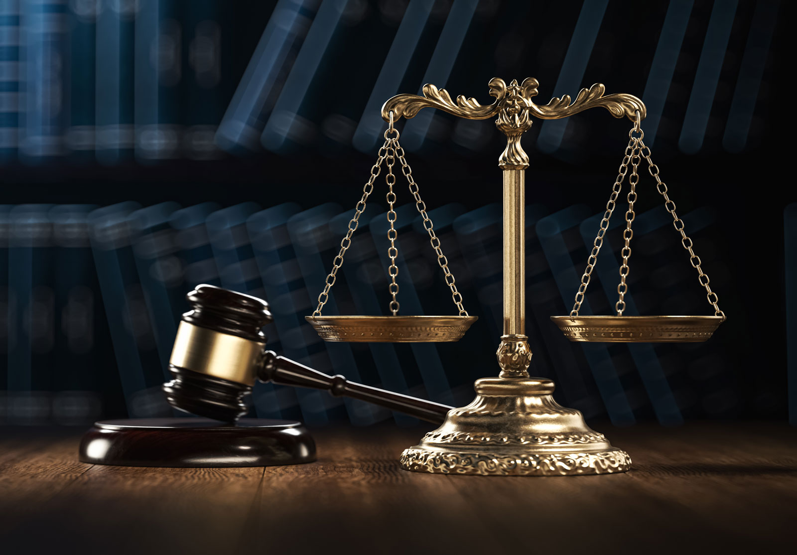 Maillet, gavel, marteau et balance sur une table. Illustration 3d Render.