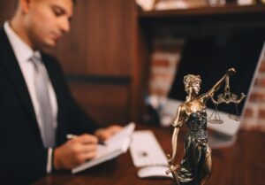 Le tribunal accorde une chance de démontrer la capacité financière